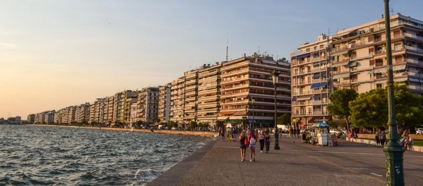 Θεσσαλονίκη: Πτώση 66χρονου στον Θερμαϊκό